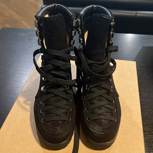 CHRISTIAN LOUBOUTIN Crosta Star Who Runs Flat Boots Size 38.5 Black - Picture 6 of 9